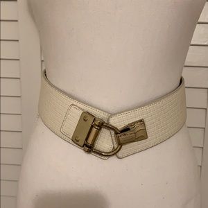 Ladies cream/white  belt S/M with gold trim